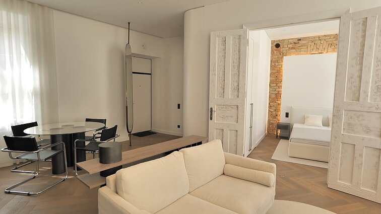 Autentika senamiesčio širdyje: butas, kurio plytos mena XIX a., prikeltas naujam gyvenimui