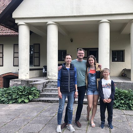 Gimtoji žemė. Norinčių tapti dvarininkais Lietuvoje – yra