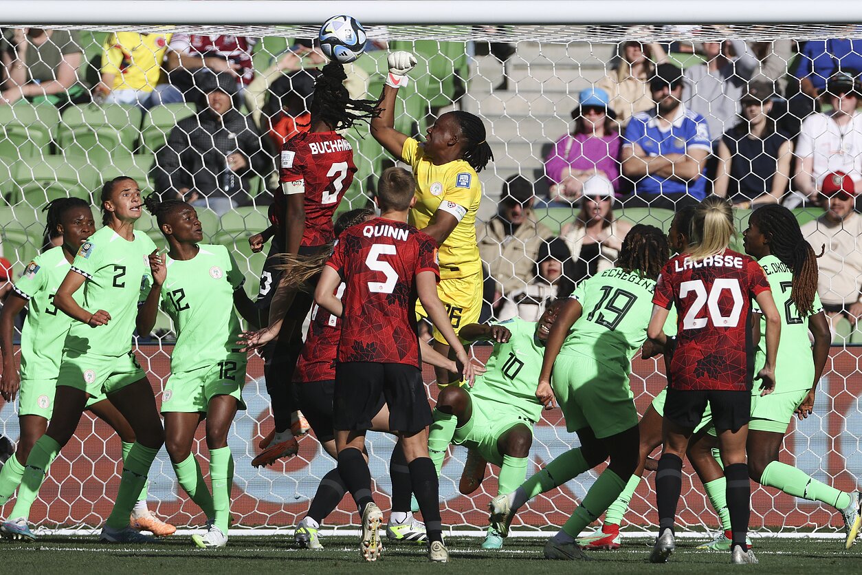 Pasaulio moterų futbolo čempionatas: Kanada - Nigerija Pasaulio moterų futbolo čempionatas: Kanada - Nigerija