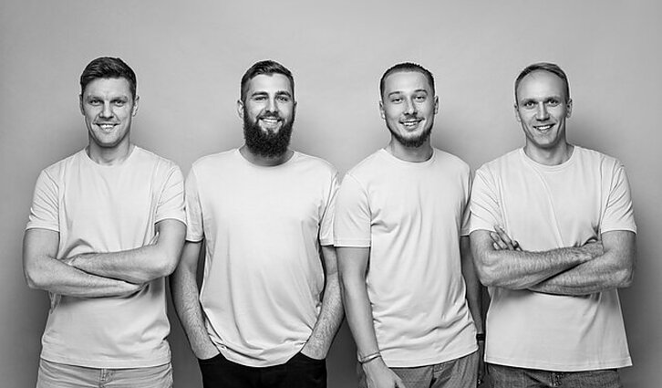 Premjera. Grupė „Subtìlus“ klausytojams pristato gerai nuteikiančią „Vasarėlę“
