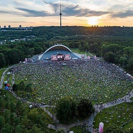 Pakeliui su vasara. Vilnius švenčia gimtadienį šūkiu: „Jaunas kaip Vilnius“