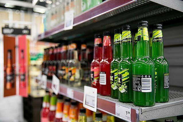 VU docentas įvertino Lenkijos planus dėl akcizų: reikšmingai alkoholio paklausos tai neveiks
