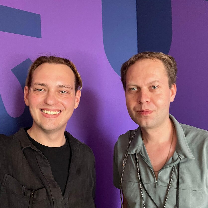 Tomas Riklius., Tomas Riklius ir Žygimantas Kudirka.