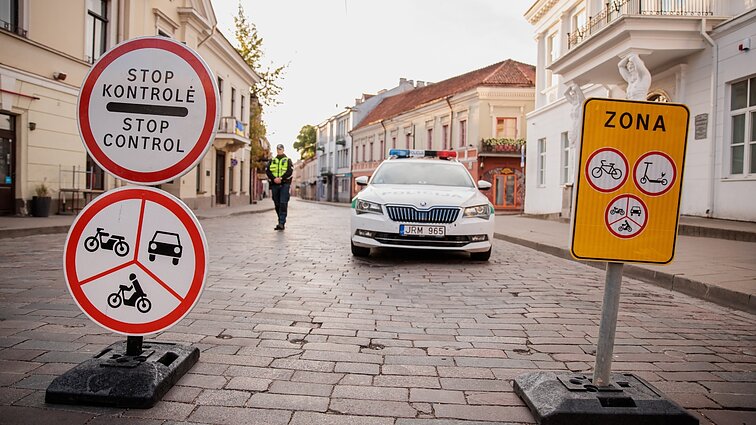 Žinios. Policija nepradės pareigūnų elgesio vertinimo dėl per NATO susitikimą į ligoninę nepraleisto ir mirusio vyro