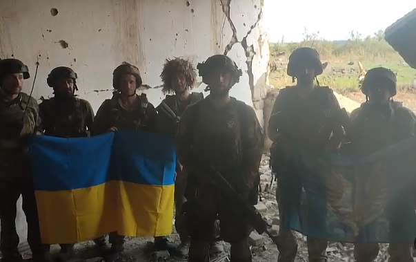 Rusijos karas prieš Ukrainą. Pranešama apie ukrainiečių išvaduotą gyvenvietę Donecko srityje