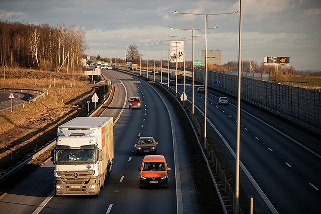 Nuo naujų metų kils kelių mokestis: vieniems jis didės dešimtadaliu, kitiems iki keturių kartų