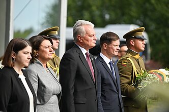 Medininkų žudynių 32-ųjų metinių minėjimas prie Medininkų memorialo; Gitanas Nausėda Medininkų žudynių 32-ųjų metinių minėjimas prie Medininkų memorialo; Gitanas Nausėda