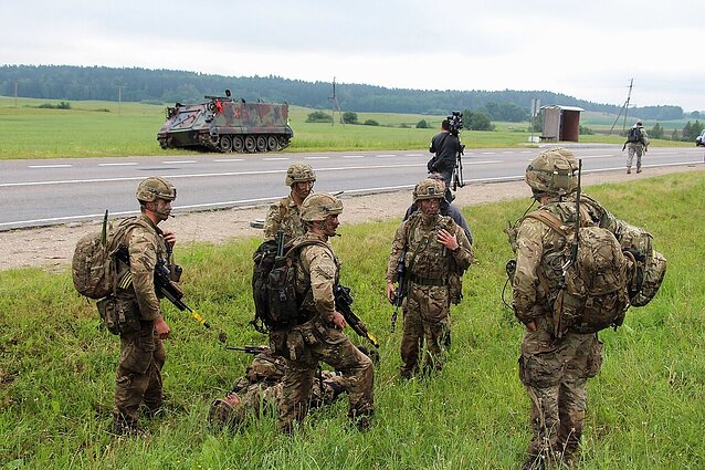 Suvalkų koridoriaus saugumas: Nausėdos teigimu, reikia užtektinai kovinės galios ir būtina koordinuoti veiksmus su Lenkija