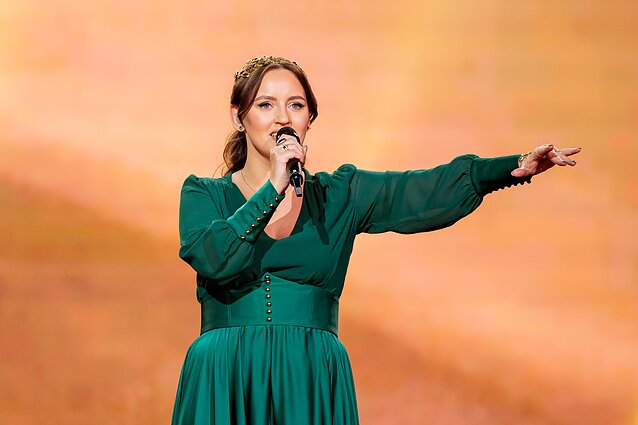 Atlikėja Agnė Buškevičiūtė-Tumalavičienė pristato debiutinį albumą: įdėjau visą savo širdį
