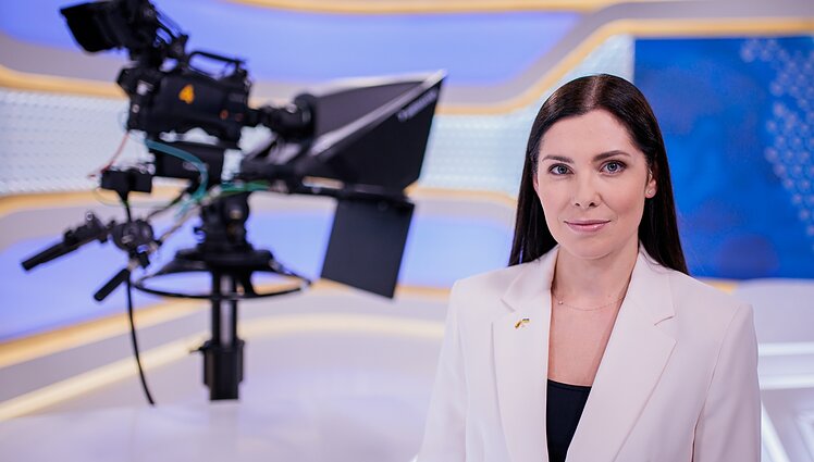 Panorama (su vertimu į gestų k.)