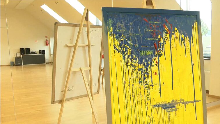 „Dalyvavimas leido atsitraukti nuo karo realijų“: Molėtų rajone vyksta ukrainiečių menininkų pleneras