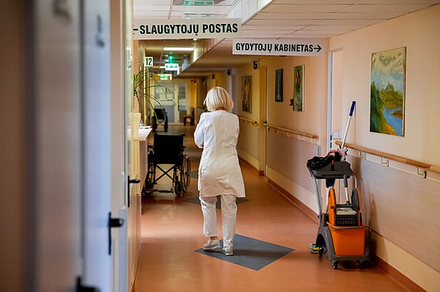 Raseinių ligoninės vadovo konkursą laimėjo asmuo prieš 10 metų nuteistas už sukčiavimą: rudenį ketinama peržiūrėti teisės aktus