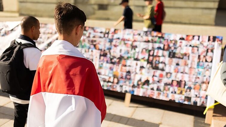 LRT aktualijų studija. Ar tikrai baltarusiai Lietuvoje kelia grėsmę ir kaip atskirti ieškančius pagalbos nuo keliančių grėsmę?