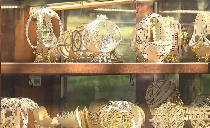 Vilkaviškietis Vidas Venckevičius kempinge prie Vištyčio ežero įkūrė stručio namą-galeriją