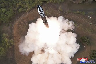 Šiaurės Korėjos balistinė raketa Hwasong-18