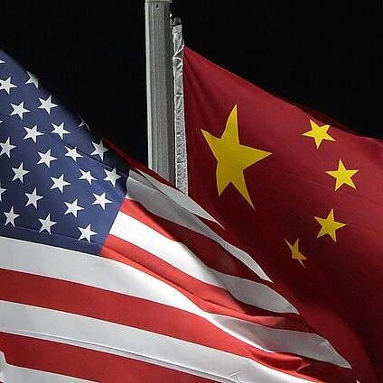 PIN kodas. JAV ir Kinijos technologijų kova: ar laimės trečias?