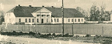 Atvirukas. Vilkaviškio dvaras, 1931 m., leidėjas M. Pustopeckis 