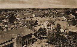 Vilkaviškio turgavietė nuo Katedros bokšto, 1915 m.