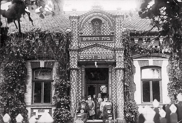 Vilkaviškio žydų senelių namai apie 1930 m. 