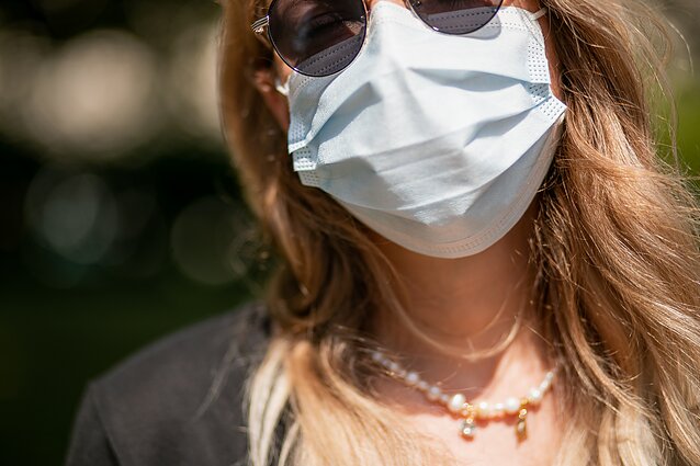 Dudas apie naują koronaviruso atmainą: tikėtina, kad visuomenės imuninis atsakas ne taip efektyviai galės ją atpažinti