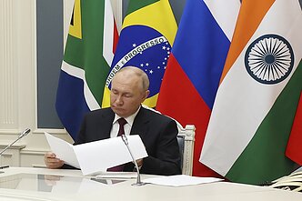 Vladimiras Putinas kreipiasi į BRICS dalyvius