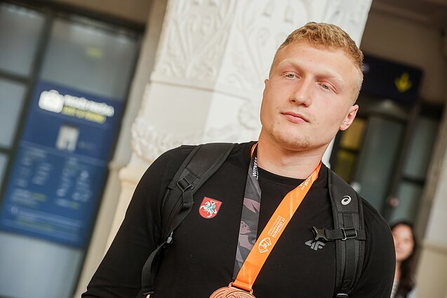 Mykolas Alekna sugrįžo į Lietuvą iš pasaulio čempionato