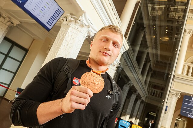Mykolas Alekna sugrįžo į Lietuvą iš pasaulio čempionato