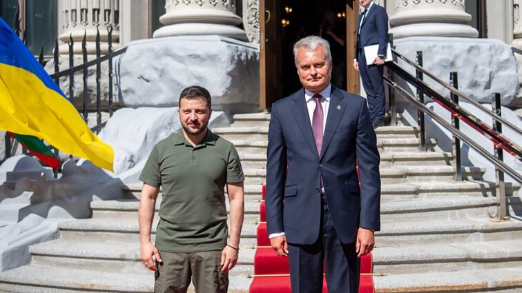 Nausėda Kyjive kreipėsi į ukrainiečius: tikiu, kad kitą Nepriklausomybės dieną švęsime kartu su pergale