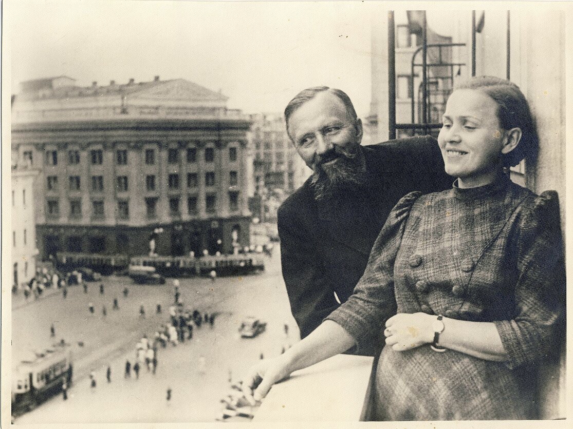 L. Gira ir S. Nėris, 1940 m.