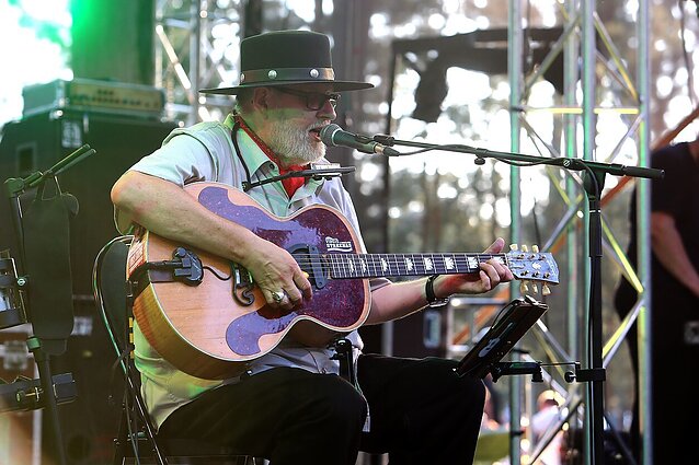 Virgis Stakėnas pasakoja apie mėgstamiausią knygą, dainą ir filmą: dainininko patarimai laisvalaikiui įprasminti