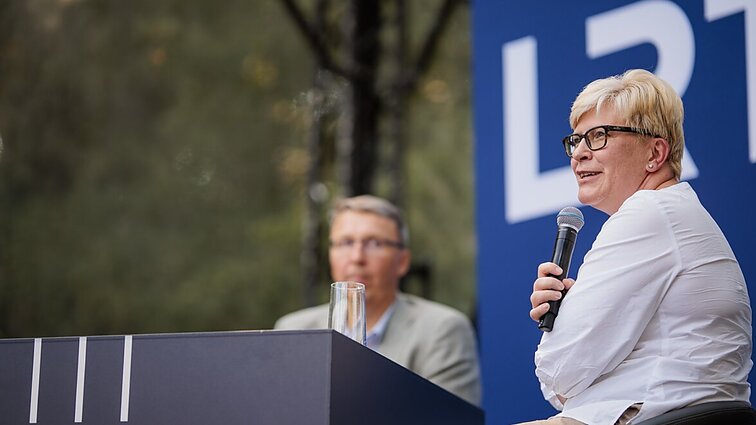 Festivalis „Būtent!“. „Draugiška Lietuva“ scena. Pokalbis su premjere Ingrida Šimonyte