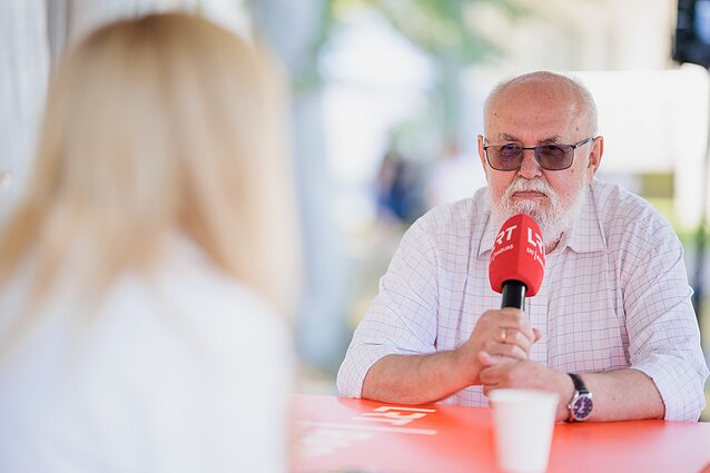 LRT RADIJAS iš festivalio „Būtent!“: prof. Eugenijus Laurinaitis apie sovietmečio šešėlius šiuolaikinėse šeimose