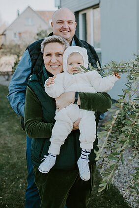 Laima su vyru Gediminu ir dukryte Emilija