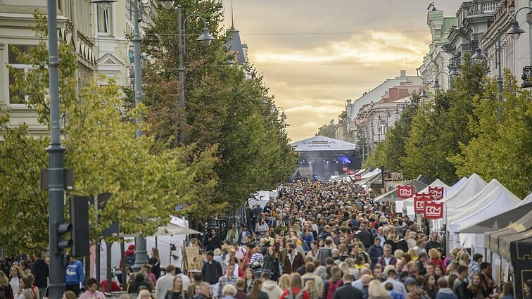 Rytas su muzika. Vasaros išlydėtuvės, „Sostinės dienų“ renginių gausa ir „Reivo mokykla“