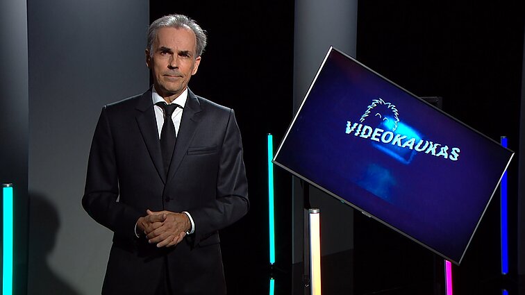 Videokaukas. Mokslinės fantastikos komedijos „Viskas visur ir iškart“ pristatymas