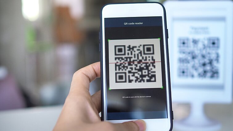 Žinios. Dirbančius su vaikais svarstoma įpareigoti turėti brūkšninį kodą, rodantį teistumą už seksualinius nusikaltimus