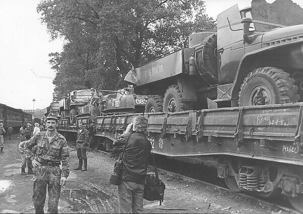 „Turėjo fizinės galios, bet tapo priklausomi nuo mūsų valios“: Lietuva mini sovietų kariuomenės pasitraukimo 30-metį