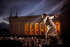 Pirmasis „Sostinės dienų“ vakaras; grupė „jautì“