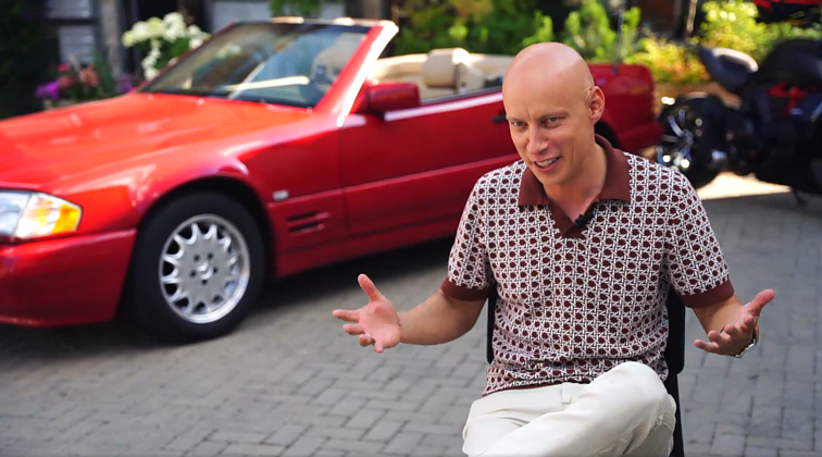 Pakvaišę dėl ratų. Tomas Skamaročius: man geriau senas raudonas lūpdažis iš 95-ųjų nei naujas automobilis be emocijų