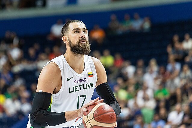 Pergale prieš JAV pasidžiaugęs Valančiūnas: dabar jau mintys sukasi apie ketvirtfinalį
