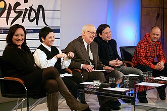 Teisutis Makačinas „Eurovizijos“ atrankos komisijoje. 2011 m. 
