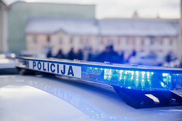 Žinios. Kaune susidūrė mikroautobusas ir krovininis automobilis, pranešama apie 12 sužeistųjų