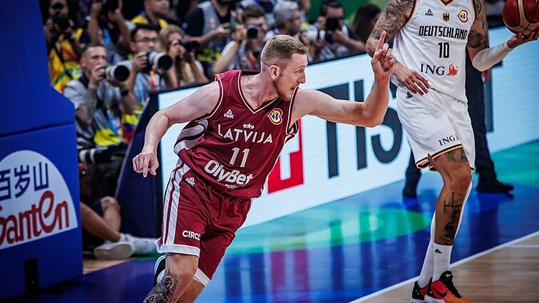 Įspūdingas Latvijos krepšininkų žygis pasaulio čempionate baigėsi ketvirtfinalyje – dėl medalių nesikaus