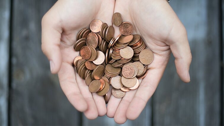 Žinios. Seimui patvirtinus siūlymą apvalinti prekių krepšelio galutinę sumą, 1 ir 2 ct. monetų neliktų per kelis metus