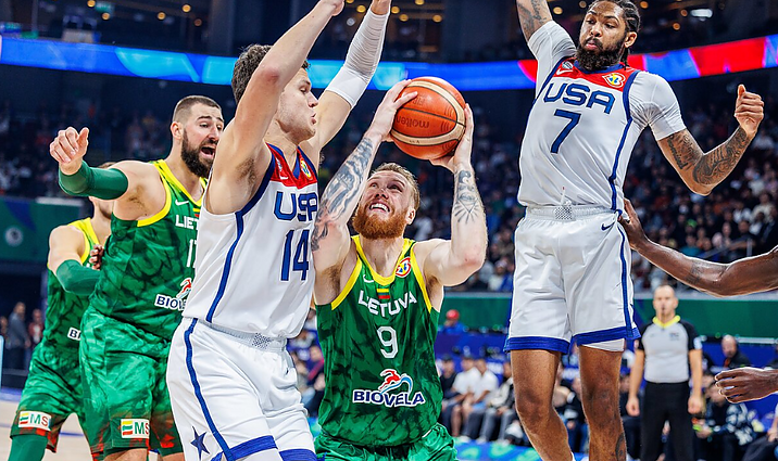 Lietuva kalba. Čeponis atsisakiusiems važiuoti į rinktinę griežtas: jei nenori, gal jų ir nereikia kviesti?