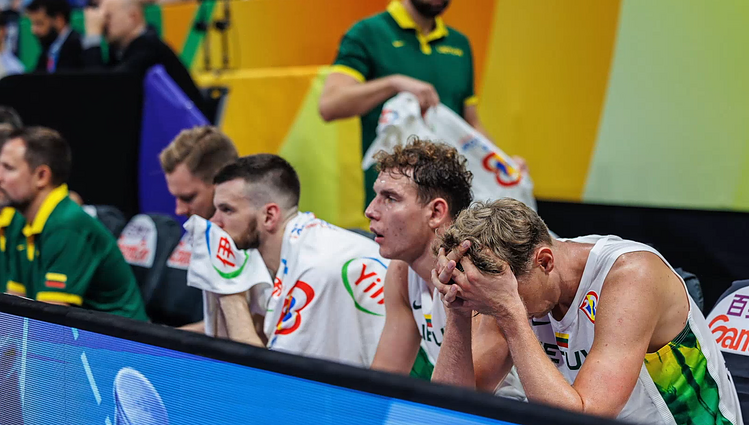 Dviračio žinios. Pralaimėjimas Serbijai, Palangos verslininkų negandos bei apmokestinami popieriniai maišeliai