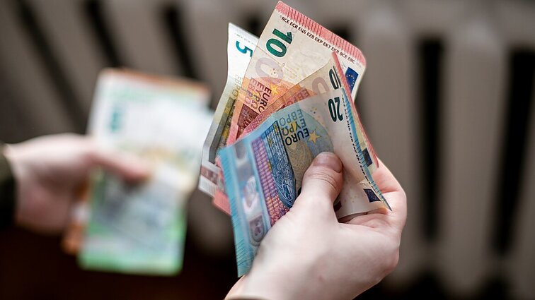 Šildymo kompensacijų pokyčiai: atsisakiusiems daugiabučio renovacijos bus išmokama perpus mažiau