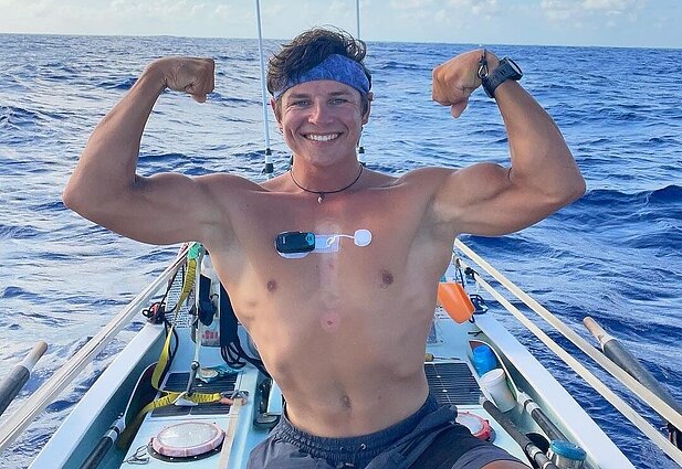 Atlantą irkline valtimi įveikęs Aurimas Valujavičius: labiausiai nustebino ne aukštos bangos ar vėjas, o tautiečių palaikymas