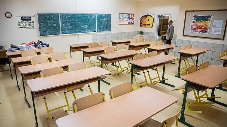 Streikuoti besiruošiantys mokytojai žada rengti eitynes į Švietimo ministeriją: kai kurie pėsčiomis keliautų net iš Klaipėdos