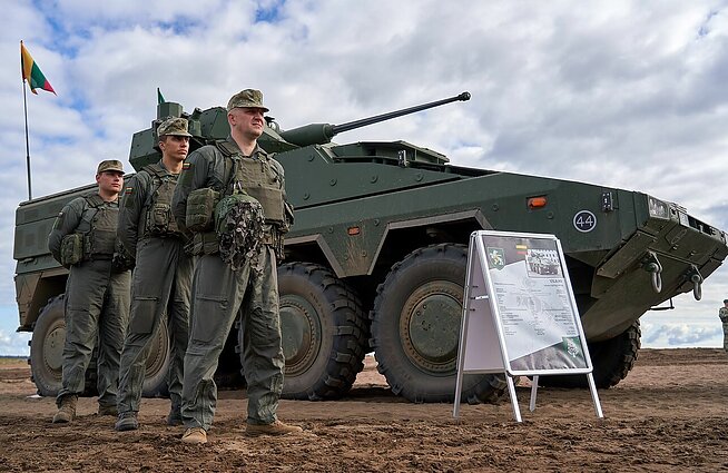 Mūšio laukas. Šauktinių karių pratybos Karaliaus Mindaugo husarų ir Algirdo batalionuose
